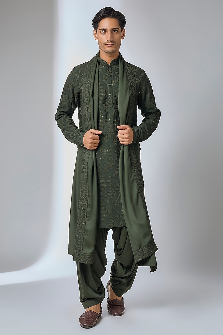 Green Silk Chanderi Thread Work Kurta Set by SALIL BHATIA at Pernia's Pop Up Shop