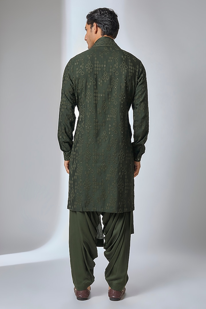 Green Silk Chanderi Thread Work Kurta Set by SALIL BHATIA at Pernia's Pop Up Shop