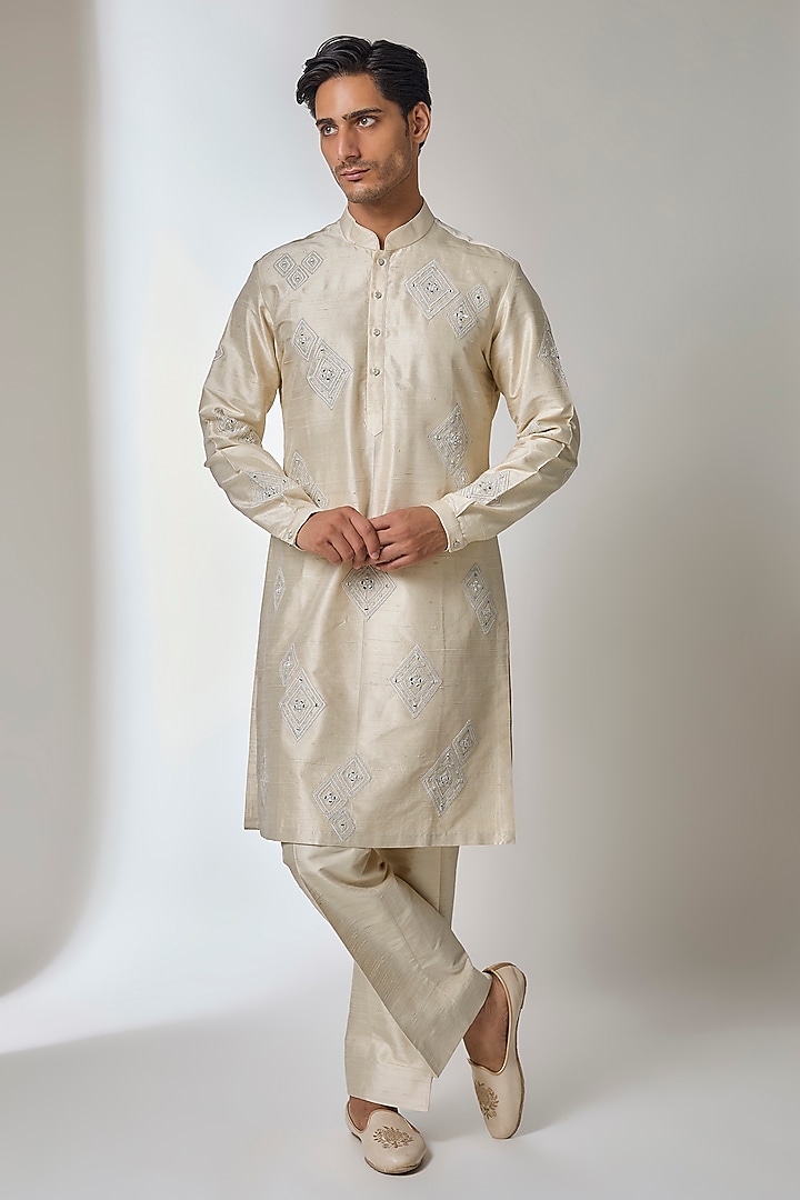 Beige Raw Silk Thread Embroidered Kurta Set by SALIL BHATIA at Pernia's Pop Up Shop