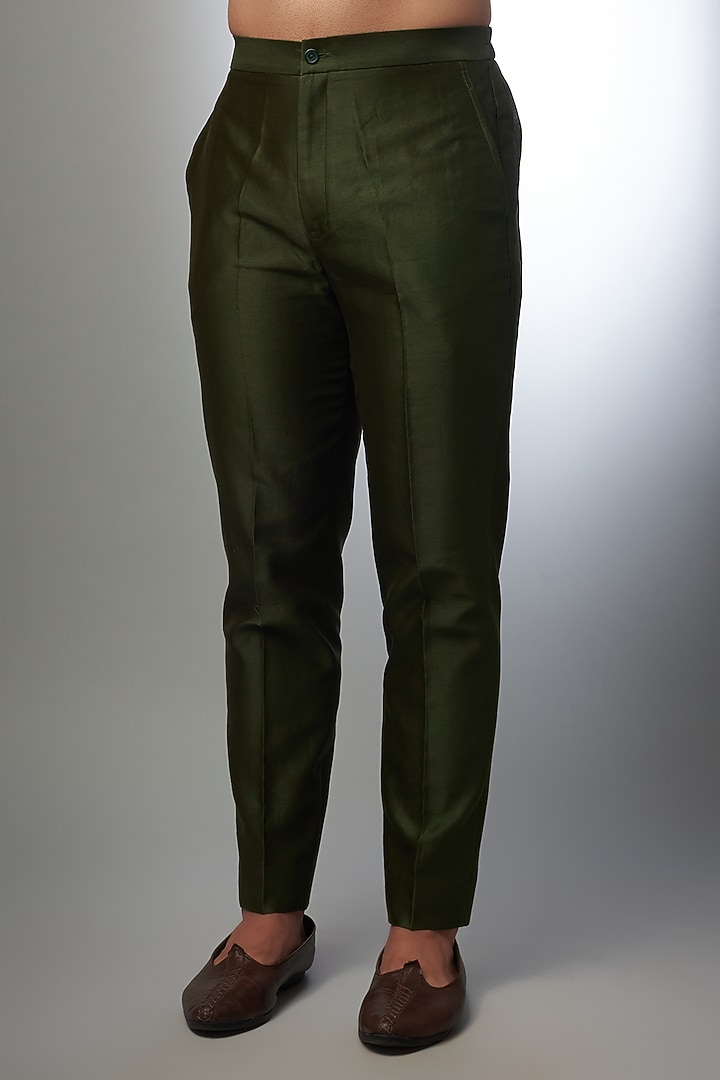 Mehendi Green Ombre Silk Chanderi Kurta Set by SALIL BHATIA at Pernia's Pop Up Shop