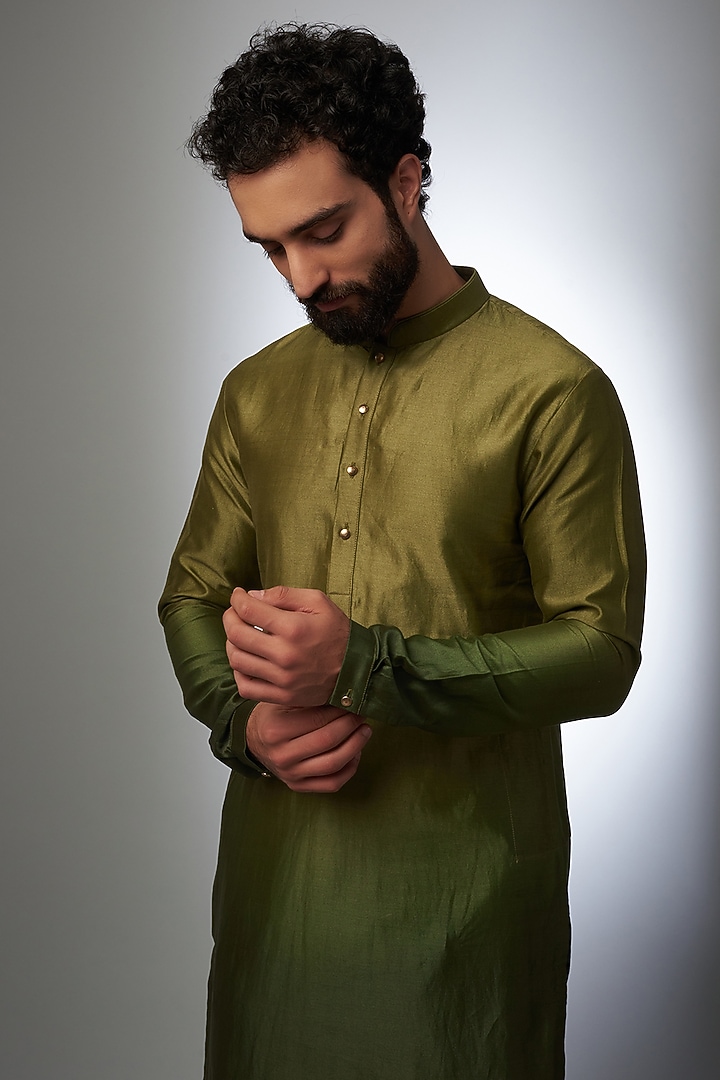 Mehendi Green Ombre Silk Chanderi Kurta Set by SALIL BHATIA at Pernia's Pop Up Shop