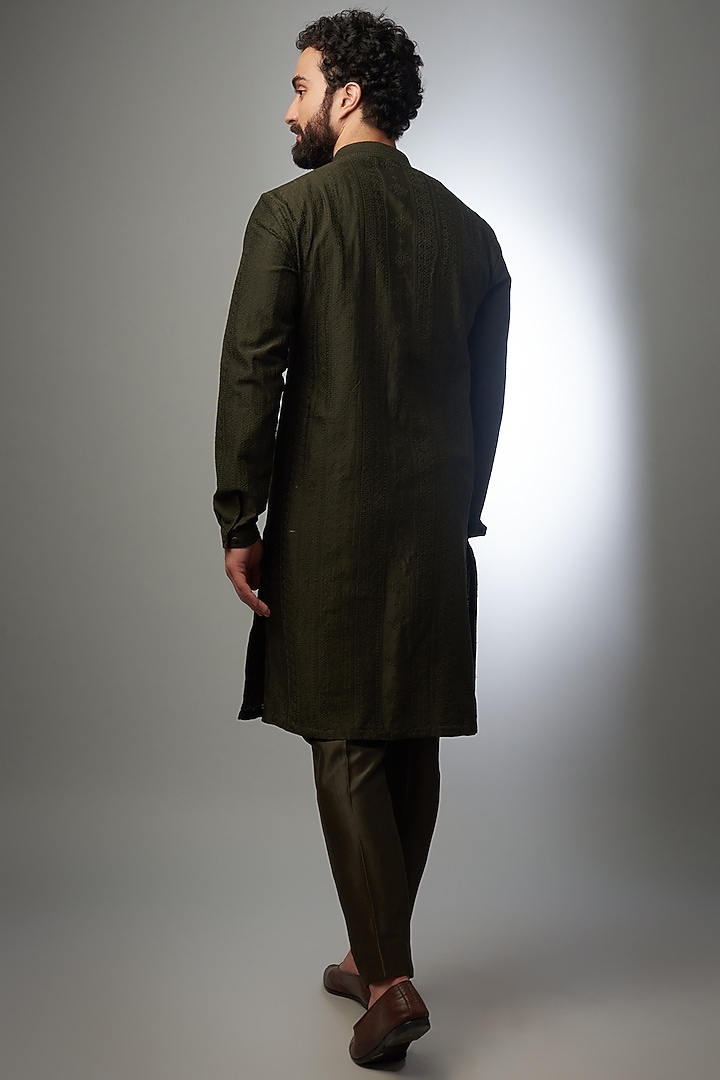 Mehendi Green Silk Chanderi Embroidered Kurta Set by SALIL BHATIA at Pernia's Pop Up Shop