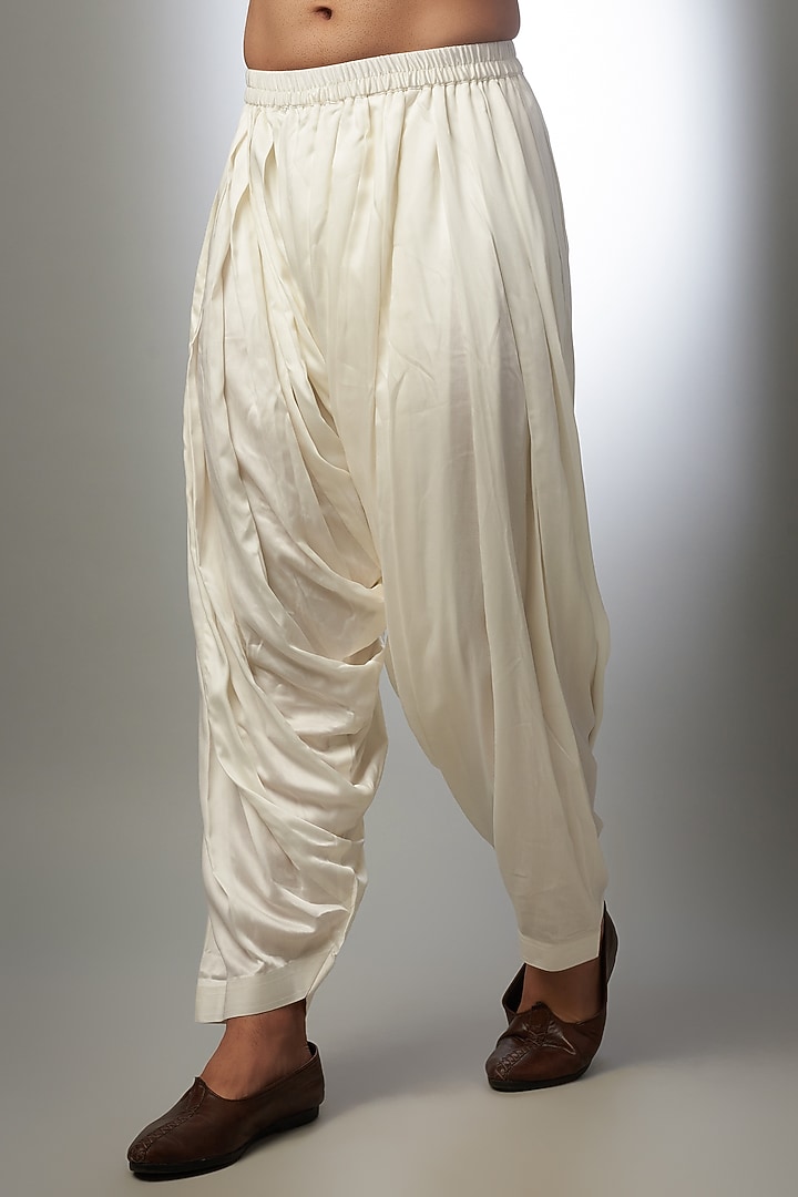 Ivory Silk Chanderi Embroidered Kurta Set by SALIL BHATIA at Pernia's Pop Up Shop