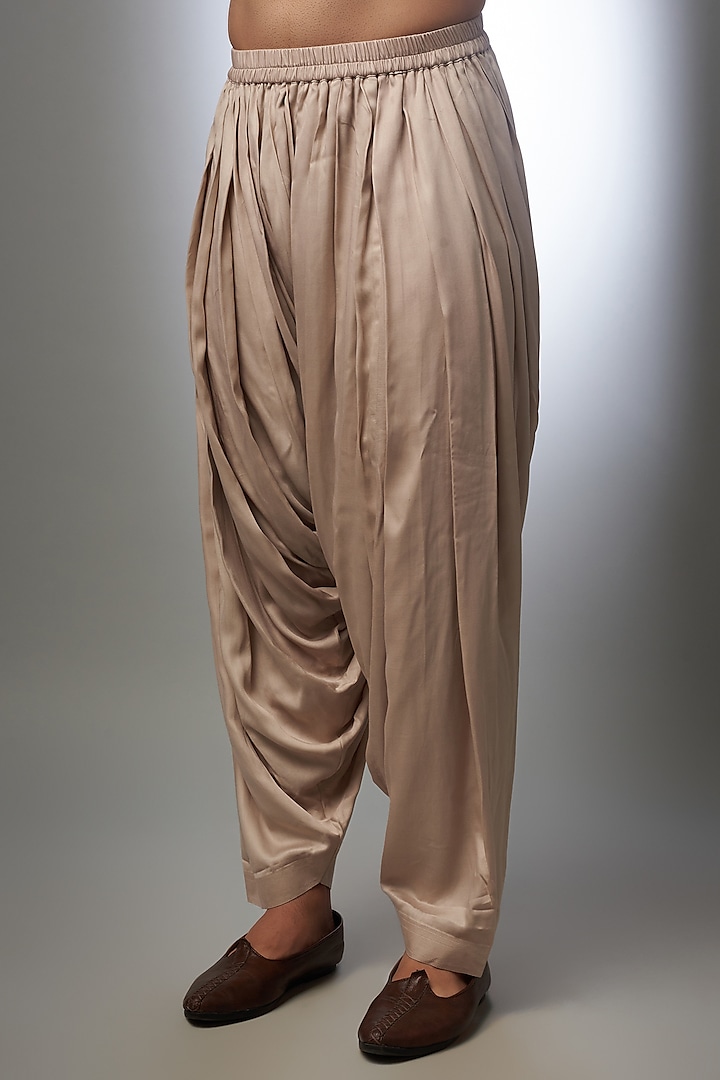 Rust Georgette Embroidered Kurta Set by SALIL BHATIA at Pernia's Pop Up Shop