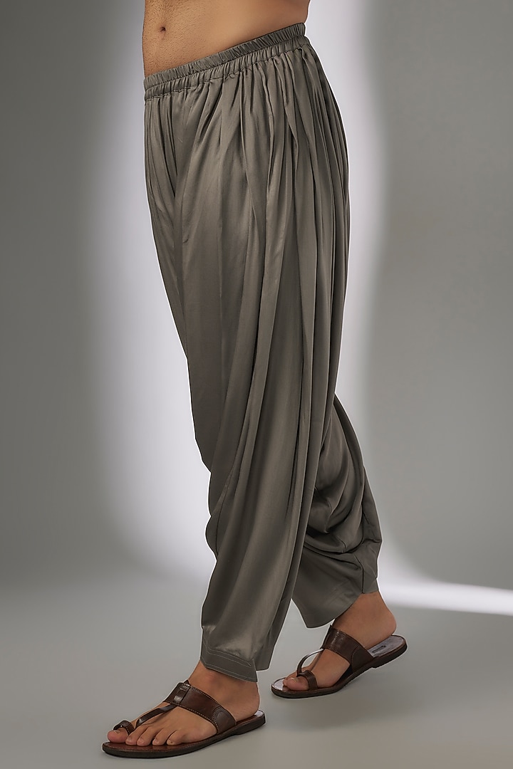 Taupe Chanderi Silk Zari Work Kurta Set by SALIL BHATIA at Pernia's Pop Up Shop