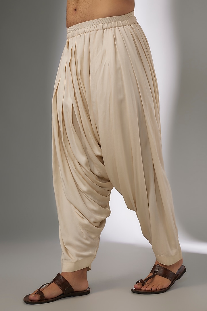 Sage Green Chanderi Silk Sequins Embellished Kurta Set by SALIL BHATIA at Pernia's Pop Up Shop