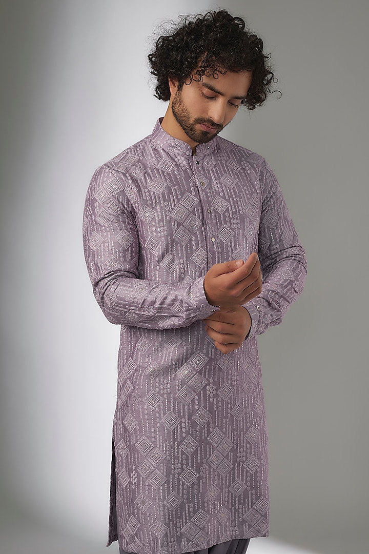 Mauve Dola Silk Thread & Sequin Embellished Kurta Set by SALIL BHATIA at Pernia's Pop Up Shop