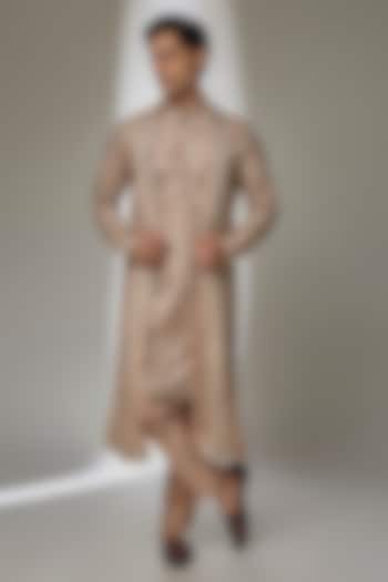 Dusty Pink Silk Chanderi Zari Embellished Kurta Set by SALIL BHATIA at Pernia's Pop Up Shop
