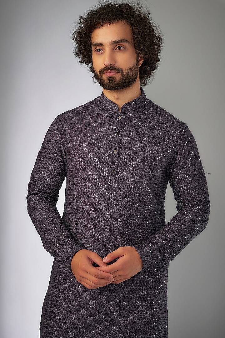 Plum Dola Silk Thread Embellished Kurta Set by SALIL BHATIA at Pernia's Pop Up Shop