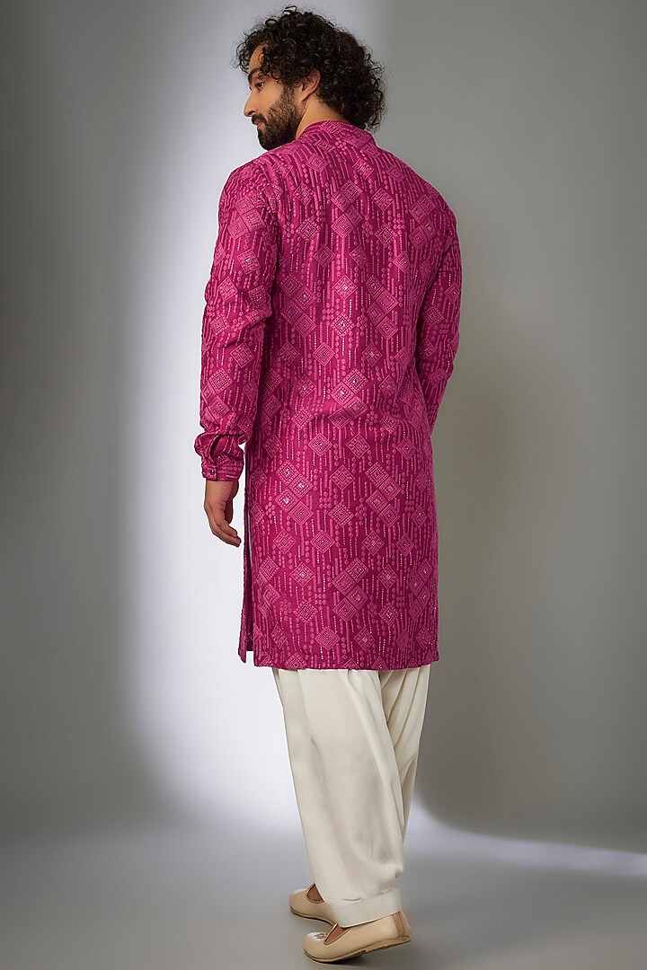 Hot Pink Dola Silk Thread Embellished Kurta Set by SALIL BHATIA at Pernia's Pop Up Shop