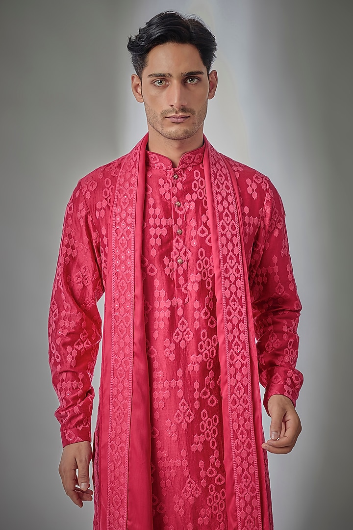 Red Silk Chanderi Thread Embellished Kurta Set by SALIL BHATIA at Pernia's Pop Up Shop