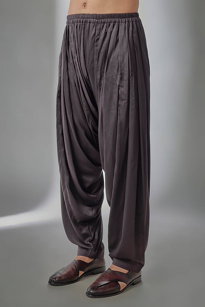 Purple Dola Silk Sequins Embellished Kurta Set by SALIL BHATIA at Pernia's Pop Up Shop