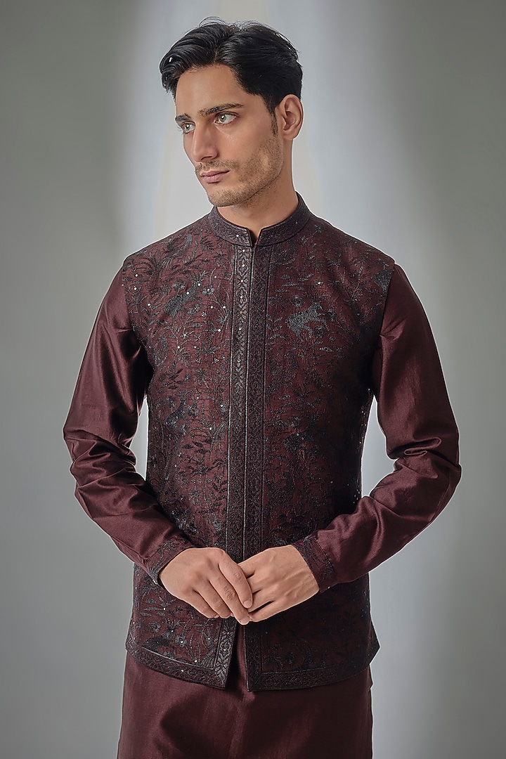 Wine Dola Silk Zari Embellished Nehru Jacket Set by SALIL BHATIA at Pernia's Pop Up Shop