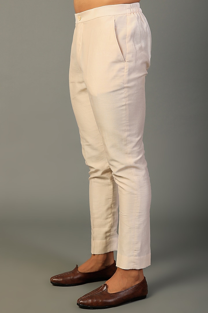 Mirror Work and Pearl Embroidered Off-White Jacket With Kurta Set by SALIL BHATIA at Pernia's Pop Up Shop