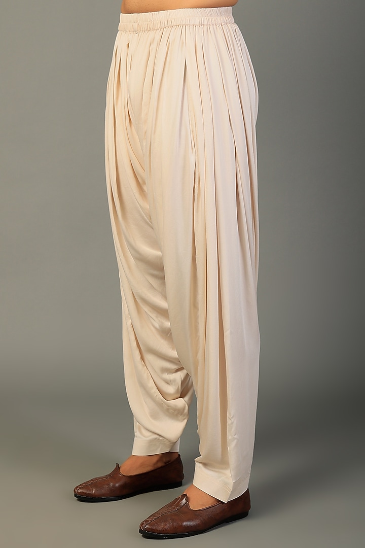 Mauve Georgette Kurta Set by SALIL BHATIA at Pernia's Pop Up Shop