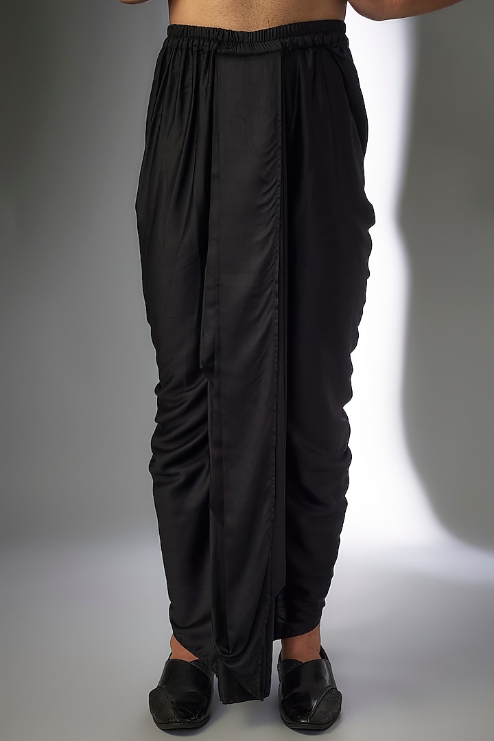 Black Dola Silk Mirror Embroidered Indo-Western Set by SALIL BHATIA at Pernia's Pop Up Shop
