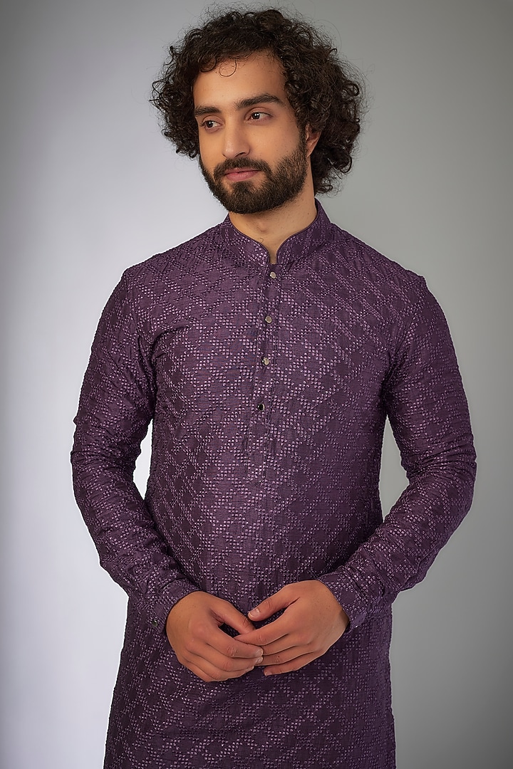 Plum Dola Silk Thread Embellished Kurta Set by SALIL BHATIA at Pernia's Pop Up Shop