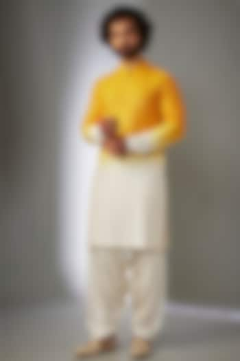 Yellow Ombre Dola Silk Thread Embroidered Kurta Set by SALIL BHATIA