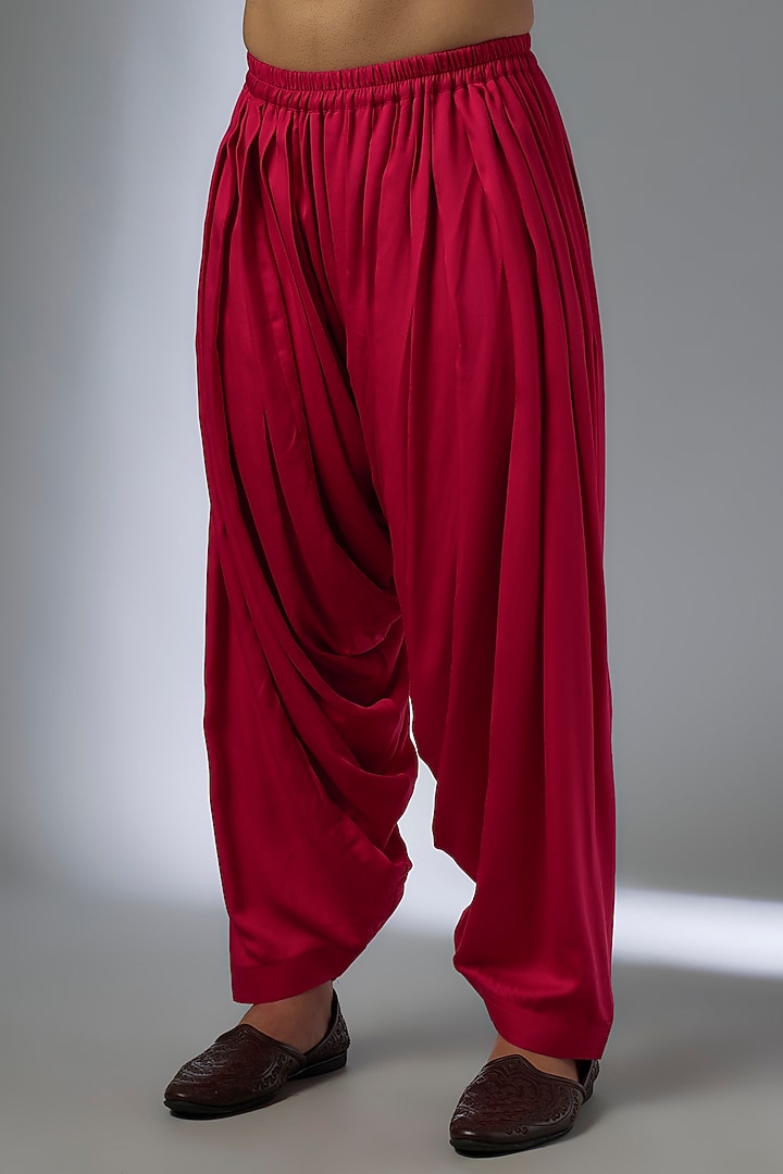 Raspberry Dola Silk Thread & Sequins Embellished Kurta Set by SALIL BHATIA at Pernia's Pop Up Shop