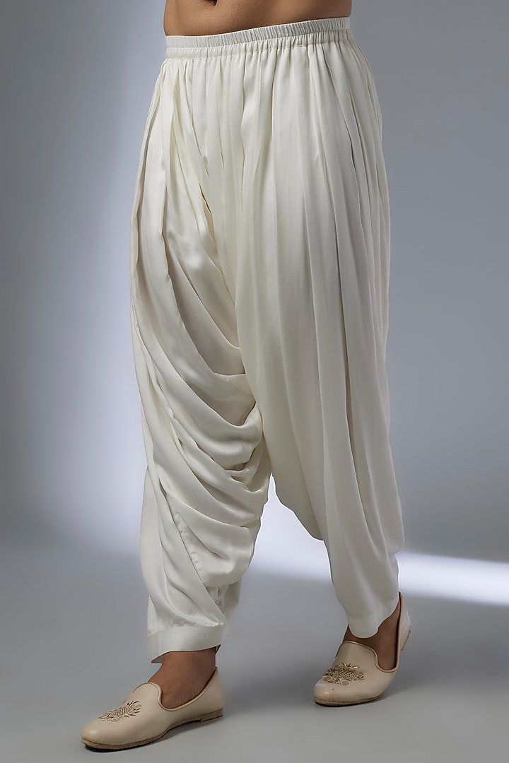 Ivory Dola Silk Zari & Sequins Embellished Kurta Set by SALIL BHATIA at Pernia's Pop Up Shop