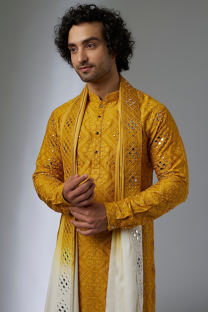 Amber Dola Silk Thread & Mirror Work Kurta Set by SALIL BHATIA at Pernia's Pop Up Shop