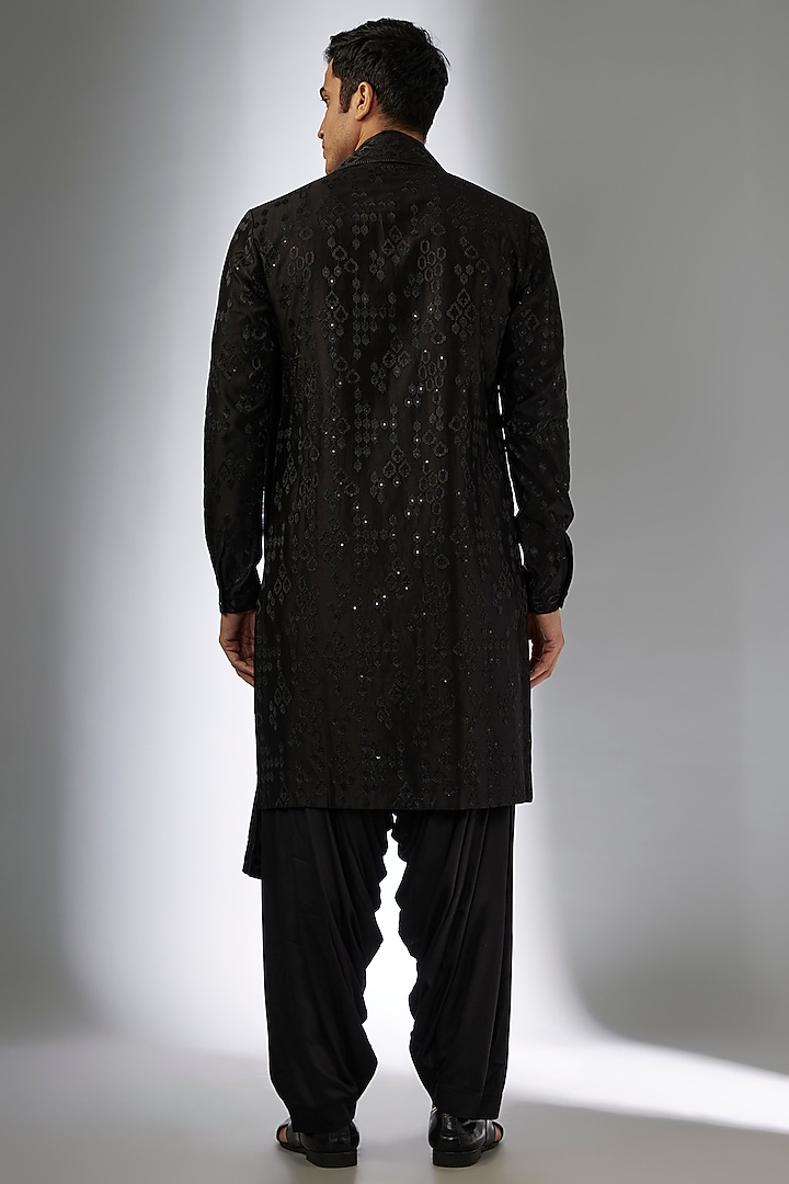 Black Chanderi Silk Sequins Embellished Kurta Set by SALIL BHATIA at Pernia's Pop Up Shop