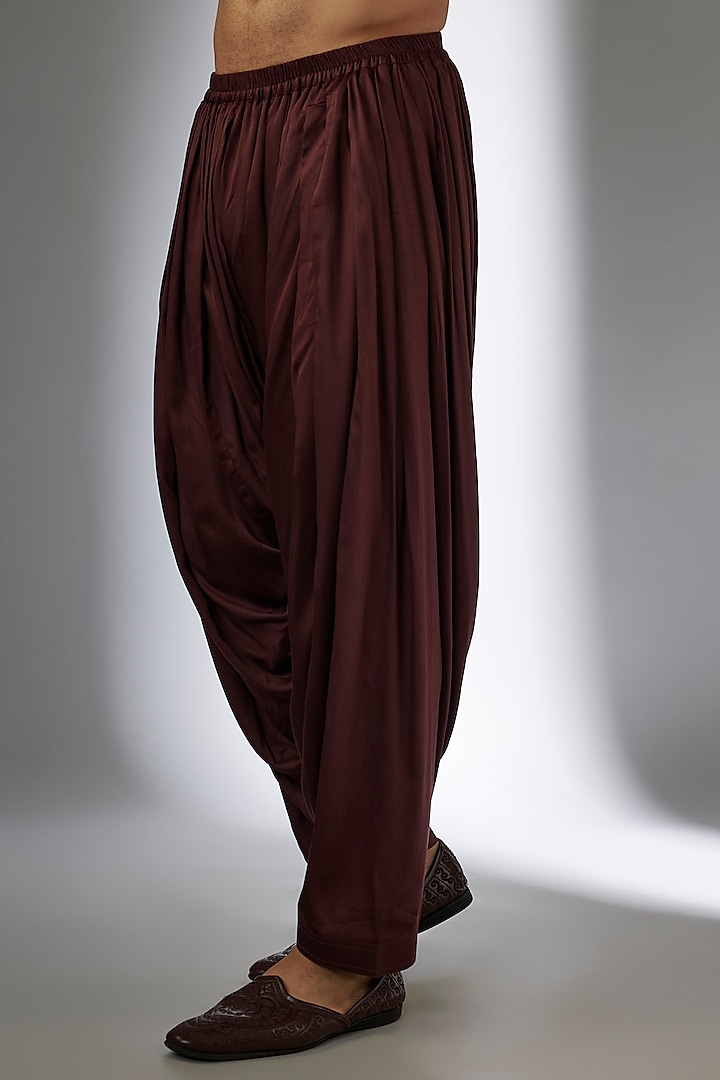 Wine Dola Silk Sequins Embellished Kurta Set by SALIL BHATIA at Pernia's Pop Up Shop