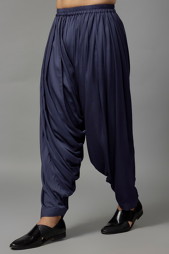 Blue Georgette Sequins Embellished Kurta Set by SALIL BHATIA at Pernia's Pop Up Shop