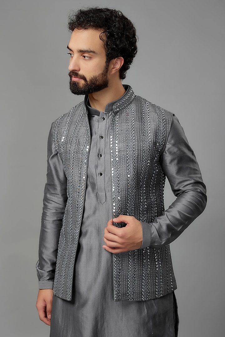 Charcoal Raw Silk Embroidered Indo-western Set by SALIL BHATIA at Pernia's Pop Up Shop