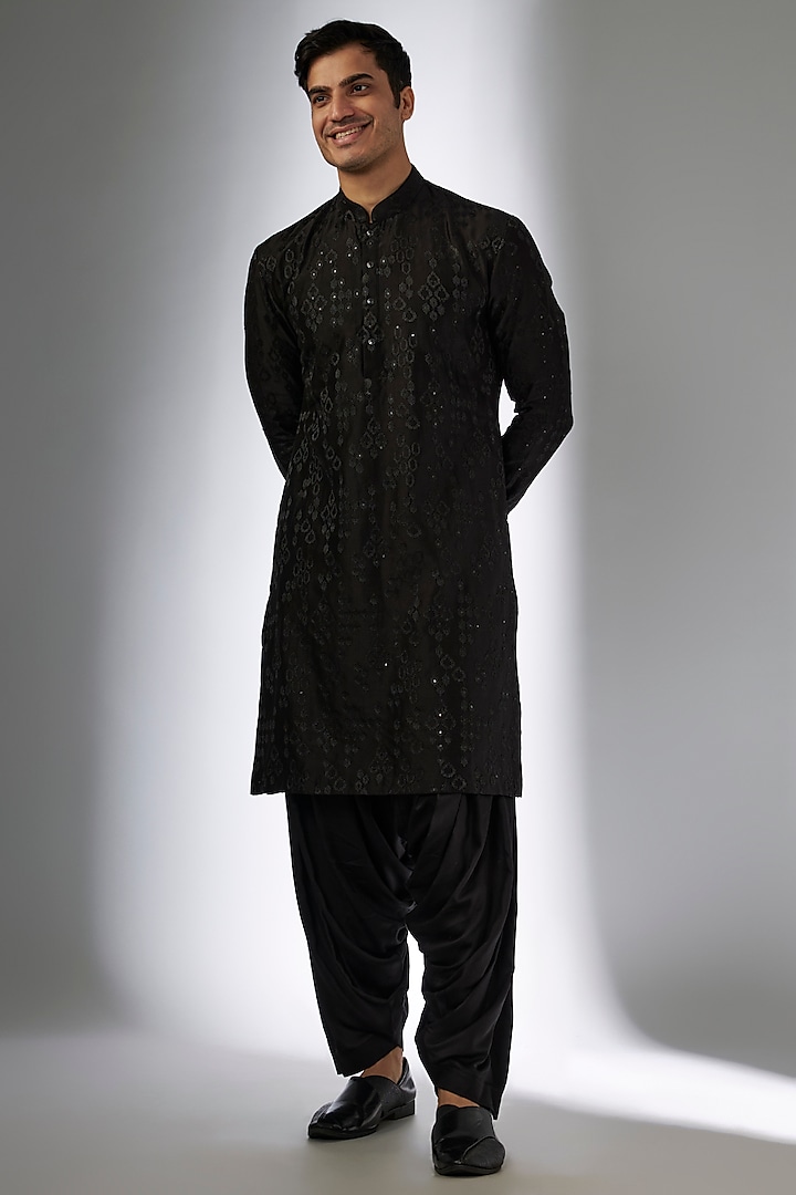 Black Silk Chanderi Zari Embellished Kurta Set by SALIL BHATIA at Pernia's Pop Up Shop