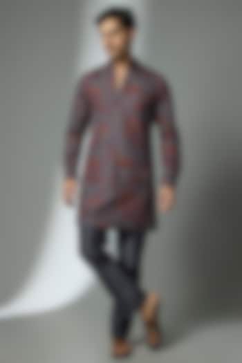 Smoky Blue Dola Silk Thread Embellished Kurta Set by SALIL BHATIA at Pernia's Pop Up Shop