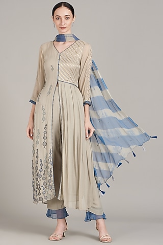 Grey & Blue Embroidered Kurta Set by Sadhvi Dang