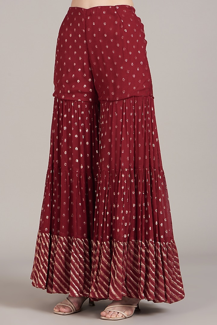 Red Georgette Embroidered Kurta Set by Sadhvi Dang at Pernia's Pop Up Shop