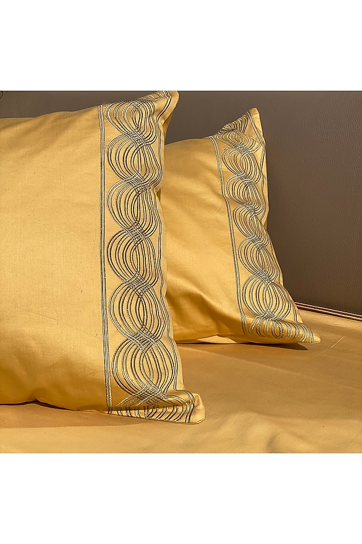 Buttercup Yellow Printed Bedsheet Set by SADYASKA