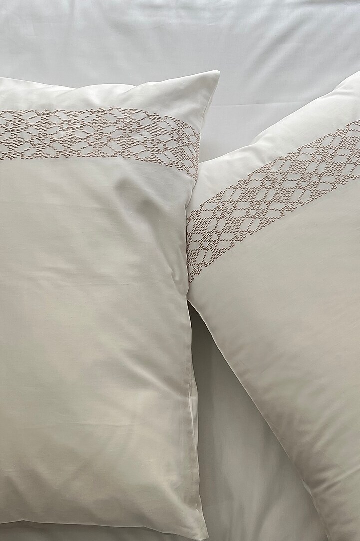 White Cotton Printed Bedsheet Set by SADYASKA at Pernia's Pop Up Shop