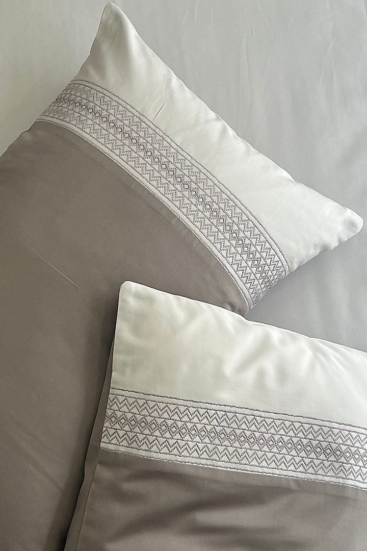 White & Silver Cotton Printed Bedsheet Set by SADYASKA at Pernia's Pop Up Shop