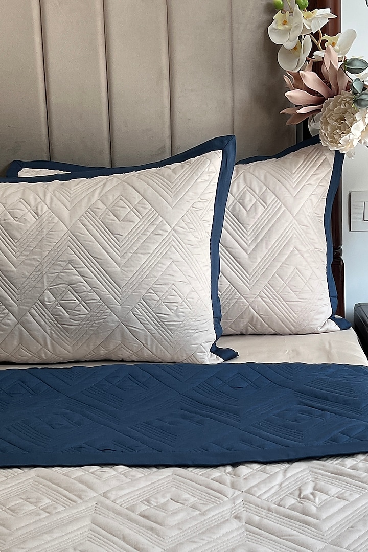 Ivory & Navy-Blue Cotton Rich Bedspread Set of 3 by SADYASKA