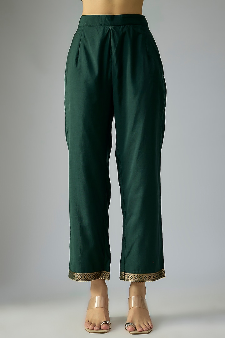 Green Moonga Silk Embroidered Kurta Set by Safaa at Pernia's Pop Up Shop