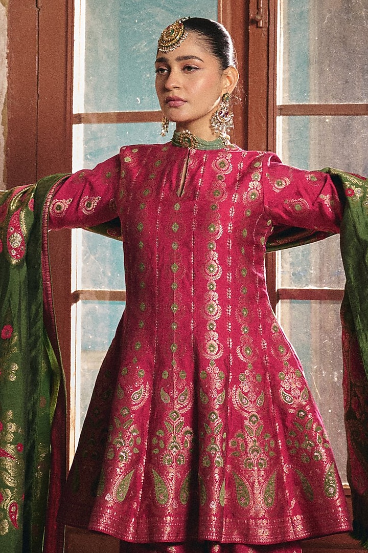Magenta Premium Moonga Silk Weave Embroidered Kalidar Kurta Set by Safaa at Pernia's Pop Up Shop