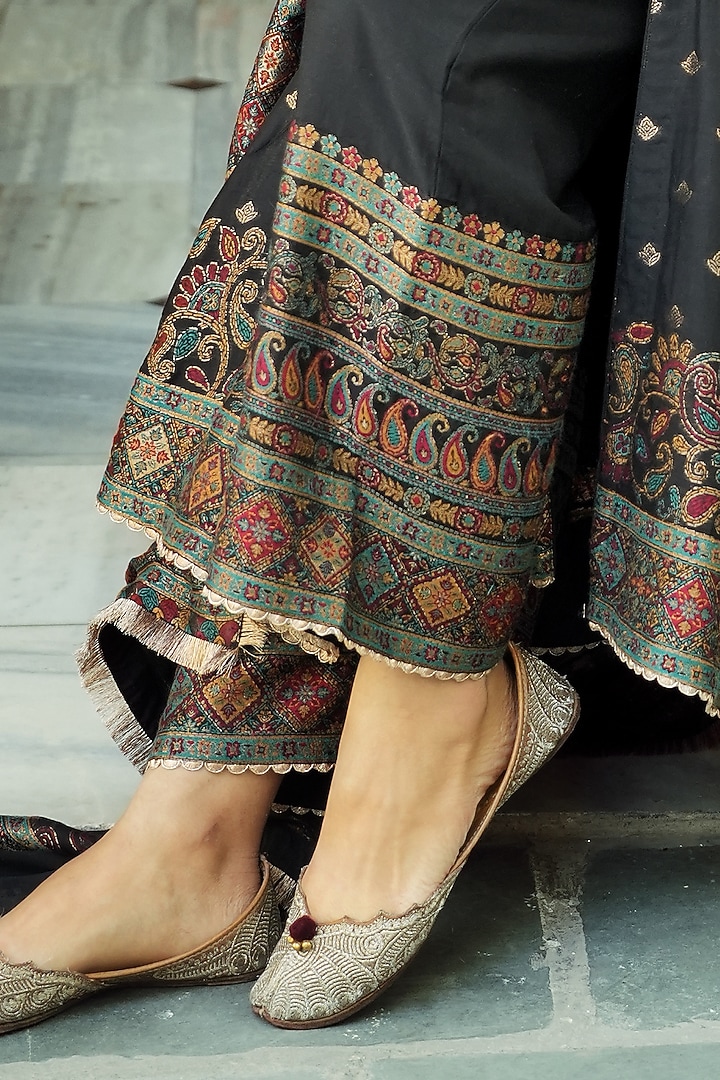 Black Self Woven Vegan Silk Kanthakari Wedding Anarkali Set by Safaa at Pernia's Pop Up Shop