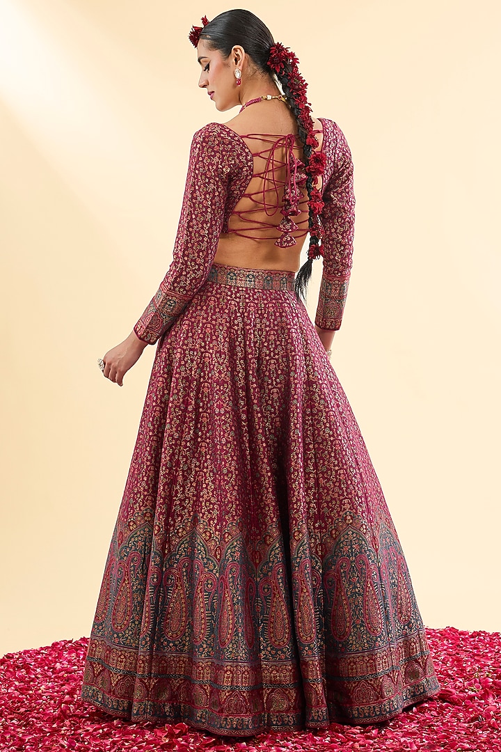 Magenta Moonga Silk Wedding Lehenga Set by Safaa at Pernia's Pop Up Shop