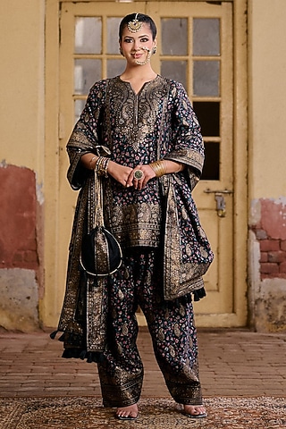Black Premium Moonga Silk Weave Embroidered Kalidar Kurta Set by Safaa