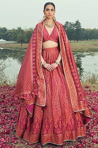 Magenta Vegan Silk Chikankari Woven Lehenga Set by Safaa