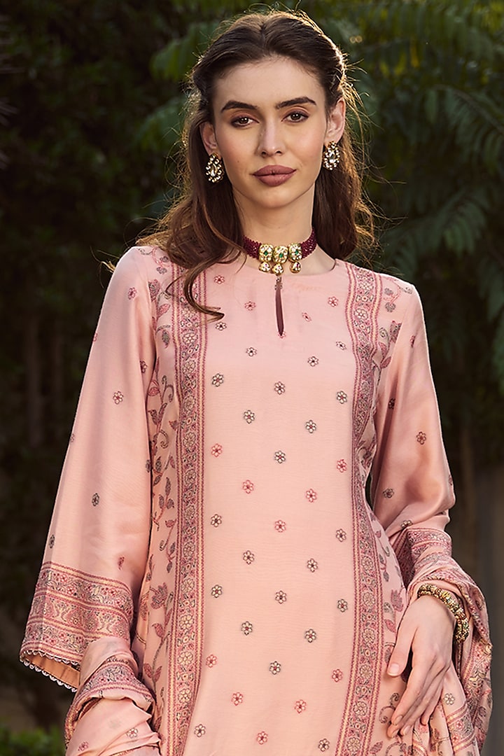 Pink Peach Vegan Silk Kurta Set by Safaa at Pernia's Pop Up Shop