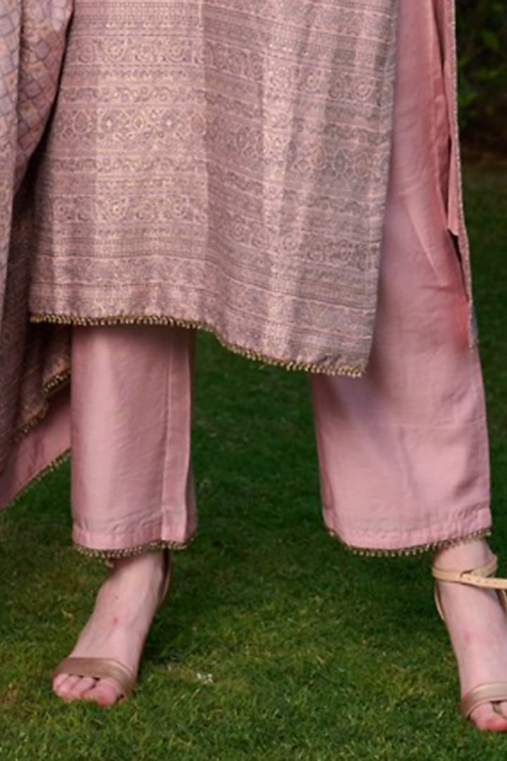 Pink Vegan Silk Kurta Set by Safaa at Pernia's Pop Up Shop