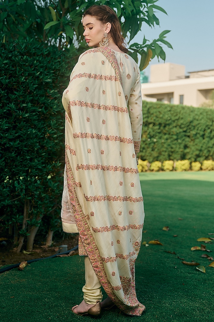 Lemon Vegan Silk Kurta Set by Safaa at Pernia's Pop Up Shop