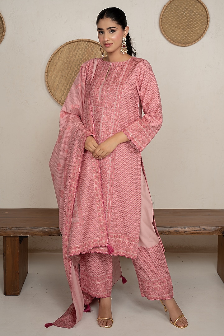 Pink Vegan Silk Chikankari Kurta Set by Safaa at Pernia's Pop Up Shop