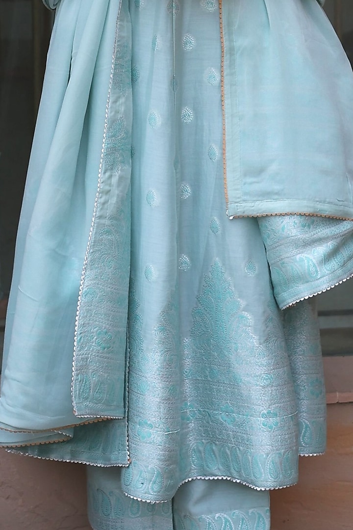 Sea Green Woven Paisley Kurta Set by Safaa at Pernia's Pop Up Shop