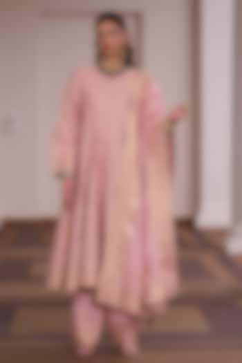 Powder Pink Vegan Silk Zari Embellished Short Wedding Anarkali Set by Safaa at Pernia's Pop Up Shop