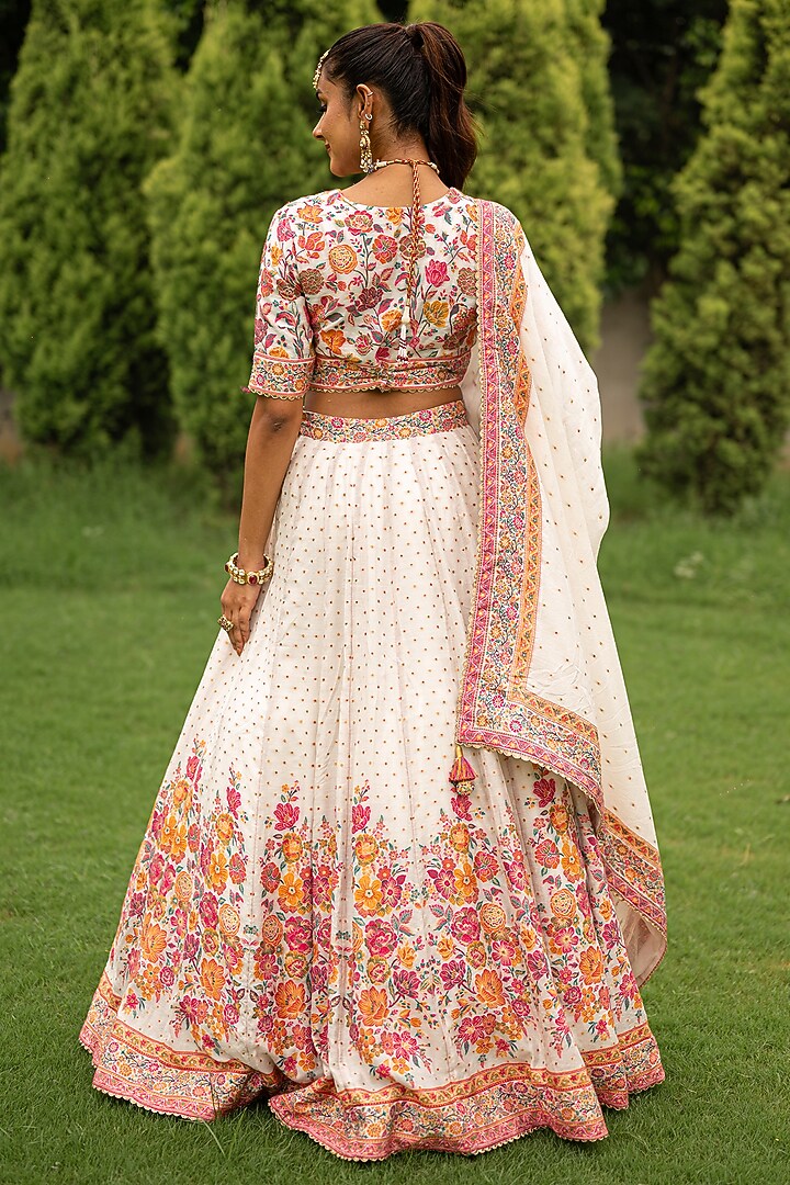 White Vegan Silk Woven Wedding Lehenga Set by Safaa at Pernia's Pop Up Shop